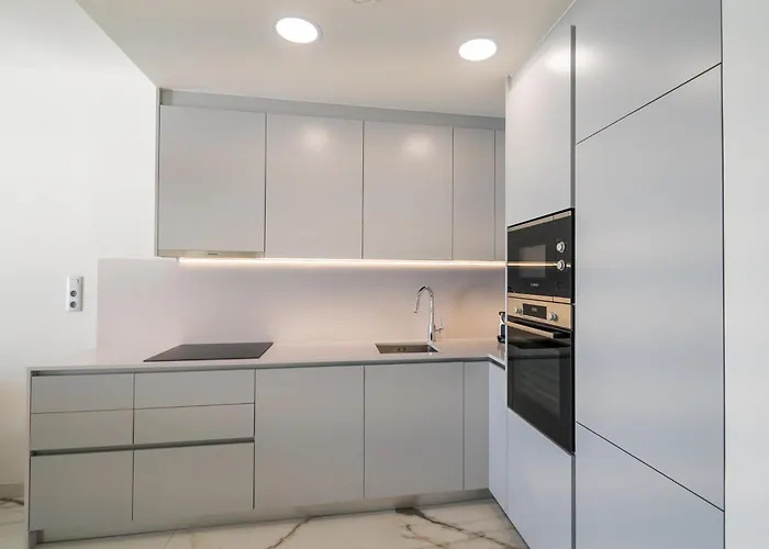 Sunset Sailors 16 - 47 *